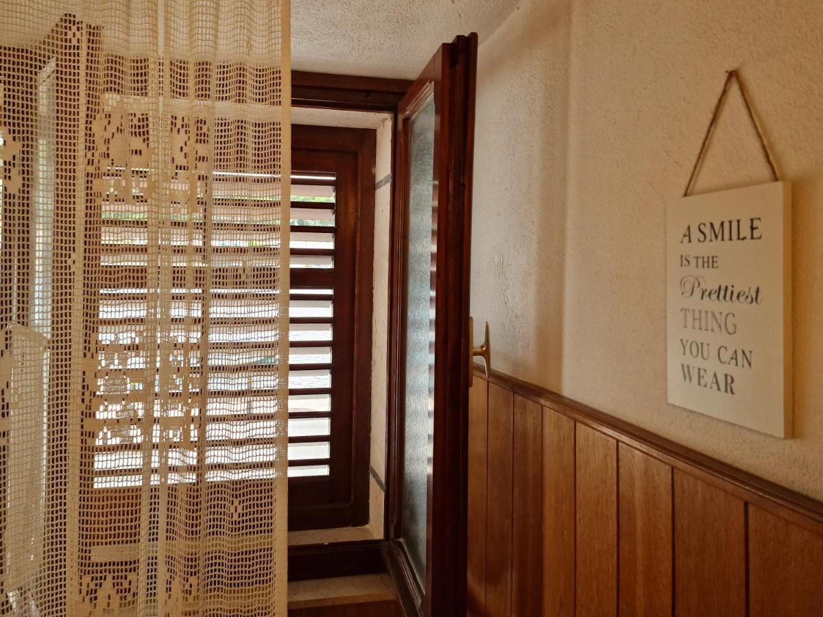 Mala Oaza Mira Apartamento Povlja  Exterior foto